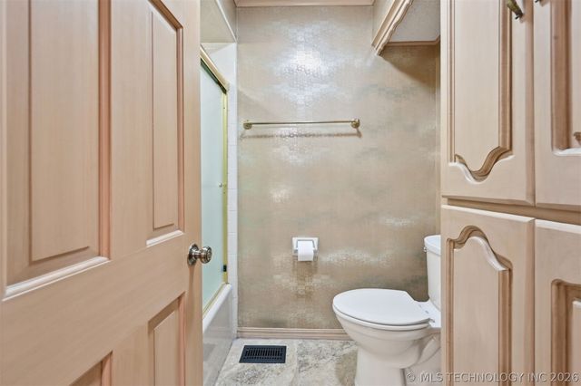 2956 E 69th Street, Tulsa, OK 74136