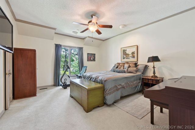 2956 E 69th Street, Tulsa, OK 74136