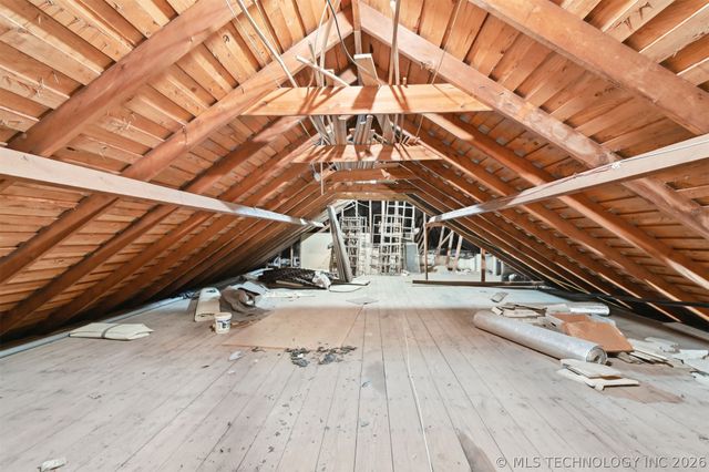 2956 E 69th Street, Tulsa, OK 74136