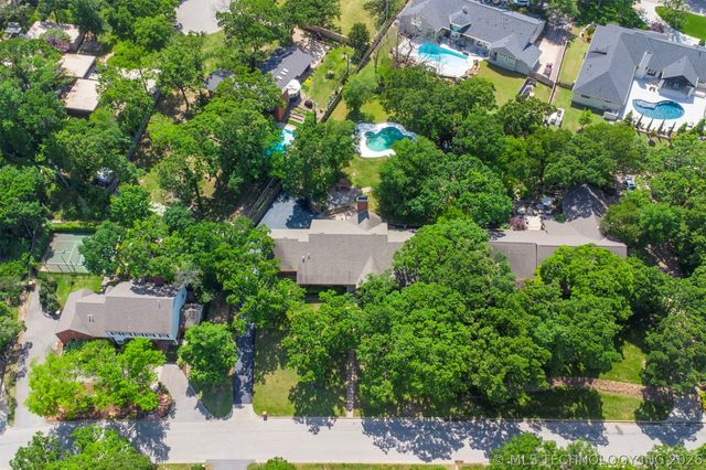 2956 E 69th Street, Tulsa, OK 74136