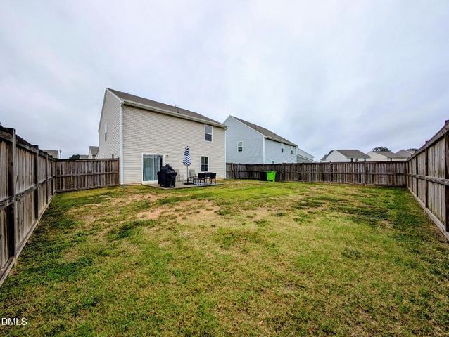 316 Brisk Drive, Zebulon, NC 27597