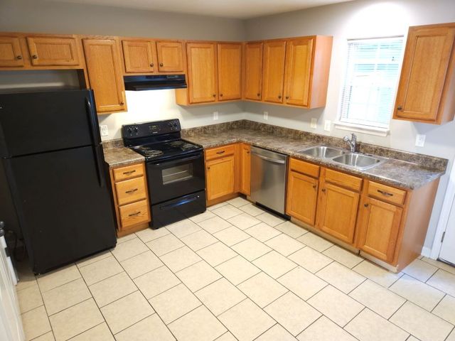 705 Crestland Ave Apt B5, Murfreesboro, TN 37130