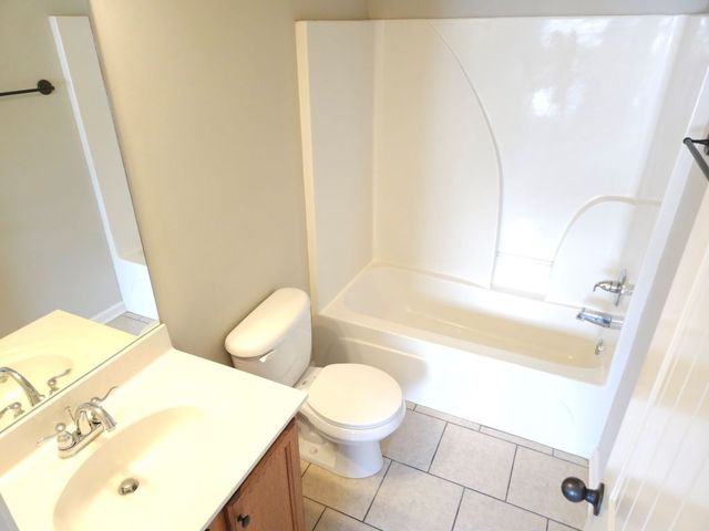 705 Crestland Ave Apt B5, Murfreesboro, TN 37130