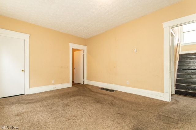 10401 Olivet Avenue, Cleveland, OH 44108