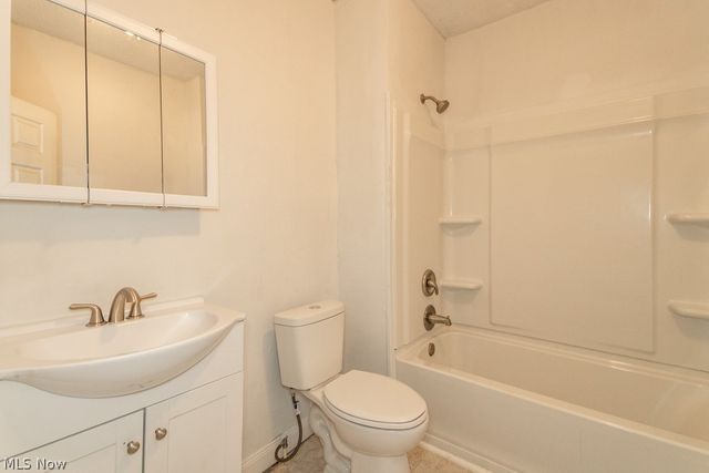 10401 Olivet Avenue, Cleveland, OH 44108