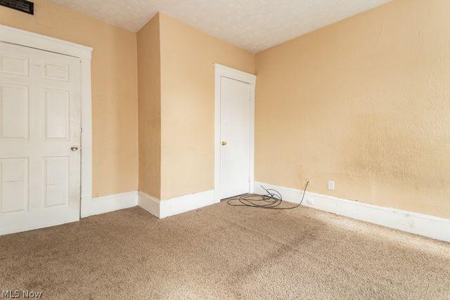 10401 Olivet Avenue, Cleveland, OH 44108