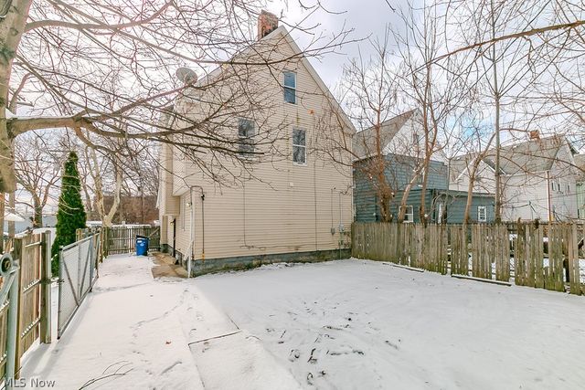 10401 Olivet Avenue, Cleveland, OH 44108