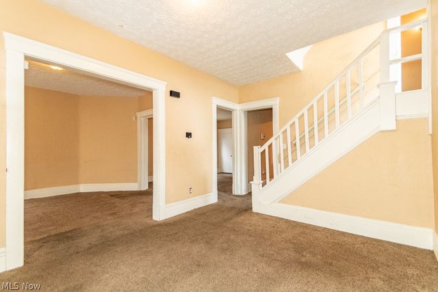 10401 Olivet Avenue, Cleveland, OH 44108