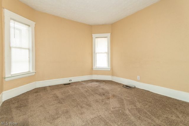 10401 Olivet Avenue, Cleveland, OH 44108