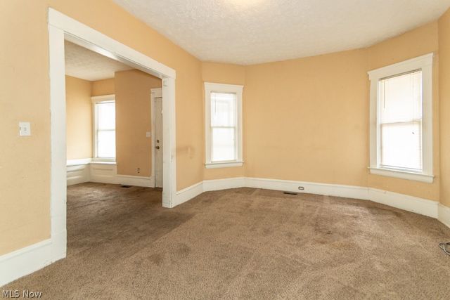 10401 Olivet Avenue, Cleveland, OH 44108