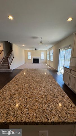 11151 SAINT CHRISTOPHER DR, White Plains, MD 20695