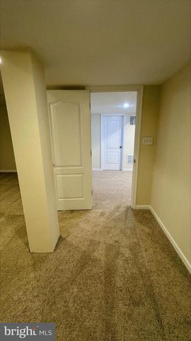11151 SAINT CHRISTOPHER DR, White Plains, MD 20695