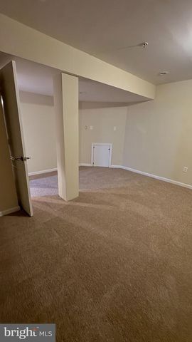 11151 SAINT CHRISTOPHER DR, White Plains, MD 20695