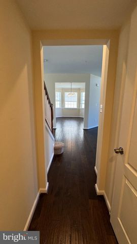 11151 SAINT CHRISTOPHER DR, White Plains, MD 20695