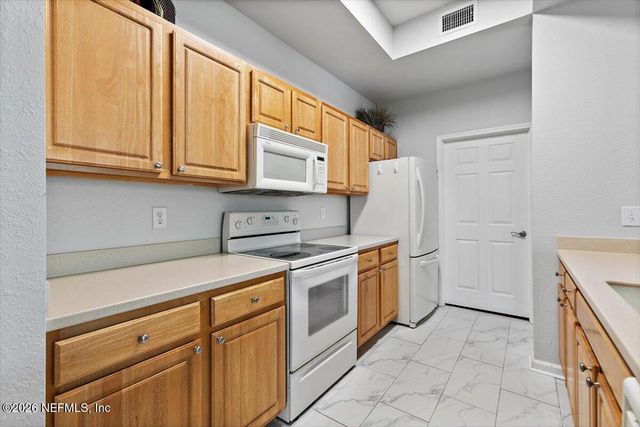 10075 GATE Parkway N 2611, Jacksonville, FL 32246
