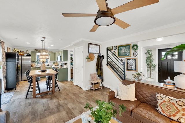 1351 W GLENBARR DR, Springville, UT 84663