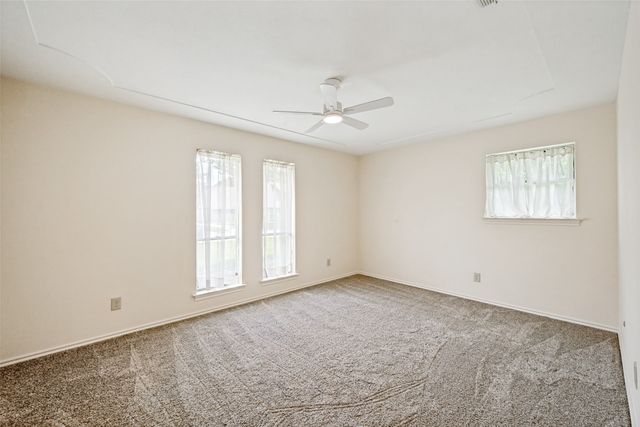 2414 Lakeview Circle, Arlington, TX 76013