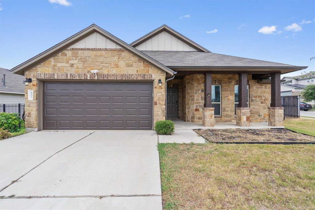 457 Red Matador LN, Leander, TX 78641