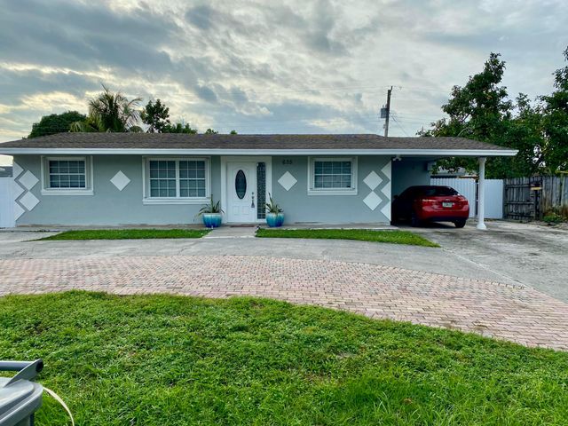 635 Casper Avenue, Lake Belvedere Estates, West Palm Beach, FL 33413