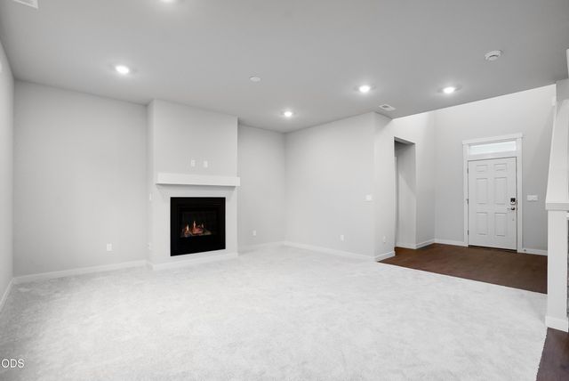 63126 NE Henningsen Pl, Bend, OR 97701