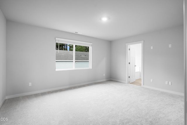 63126 NE Henningsen Pl, Bend, OR 97701