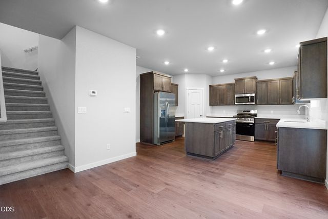 63126 NE Henningsen Pl, Bend, OR 97701