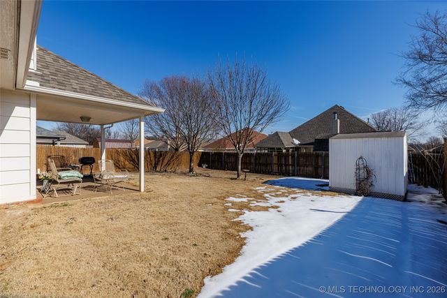 11925 S 268th East Avenue, Coweta, OK 74429