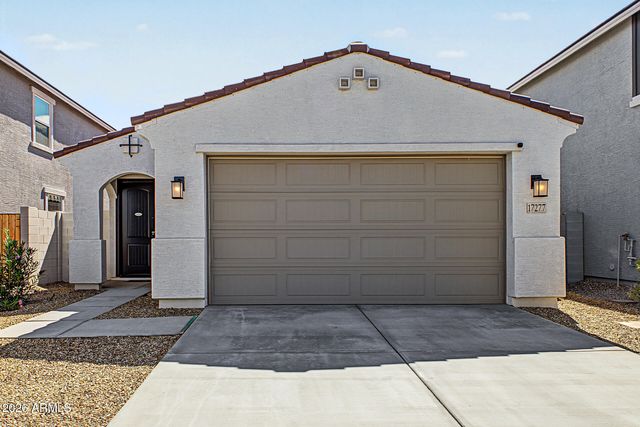 17277 W DALEY Lane, Surprise, AZ 85387