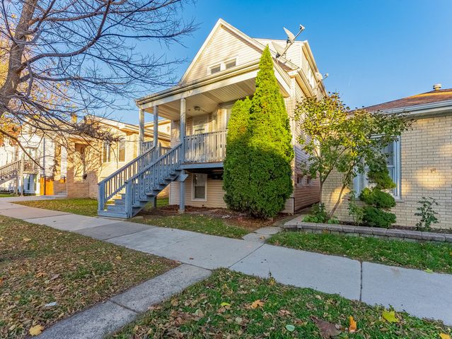 1521 Grove Avenue 1, Berwyn, IL 60402