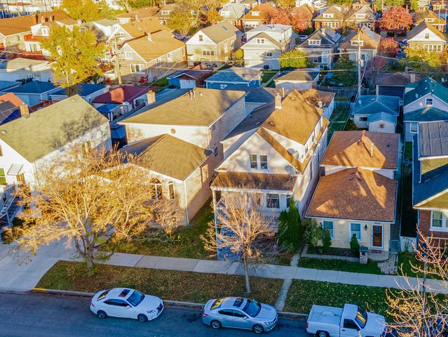 1521 Grove Avenue 1, Berwyn, IL 60402