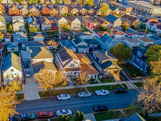 1521 Grove Avenue 1, Berwyn, IL 60402