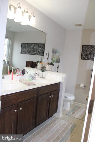 1536 JASON DR, Cinnaminson, NJ 08077