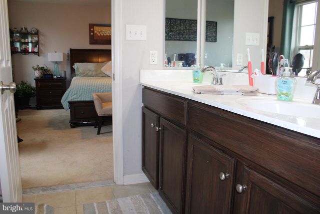 1536 JASON DR, Cinnaminson, NJ 08077