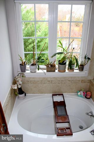 1536 JASON DR, Cinnaminson, NJ 08077