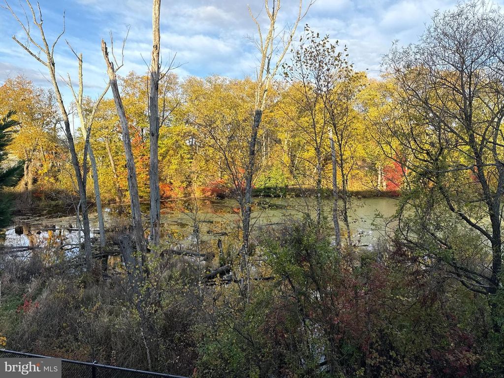 1536 JASON DR, Cinnaminson, NJ 08077