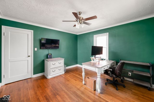 7024 Broadway, Indianapolis, IN 46220