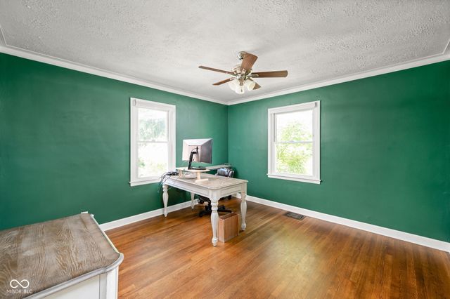 7024 Broadway, Indianapolis, IN 46220