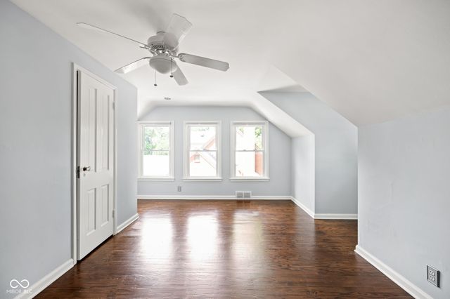 7024 Broadway, Indianapolis, IN 46220