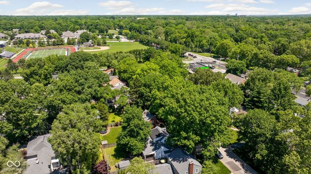 7024 Broadway, Indianapolis, IN 46220