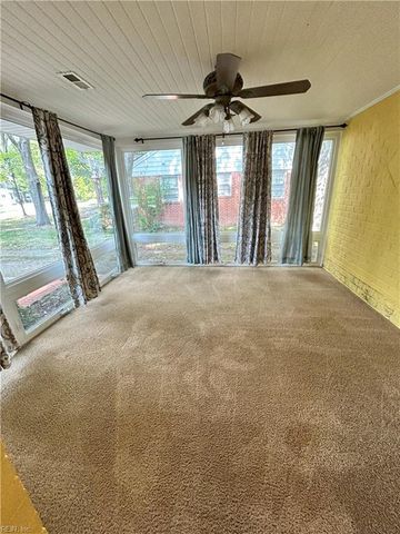 133 Nelson DR, Newport News, VA 23601