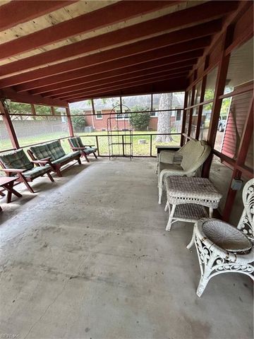 133 Nelson DR, Newport News, VA 23601