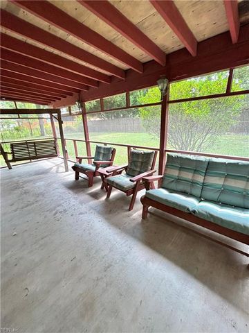 133 Nelson DR, Newport News, VA 23601