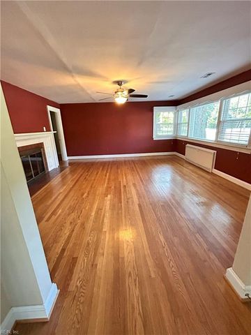 133 Nelson DR, Newport News, VA 23601