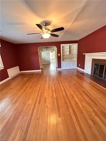 133 Nelson DR, Newport News, VA 23601