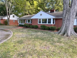 133 Nelson DR, Newport News, VA 23601