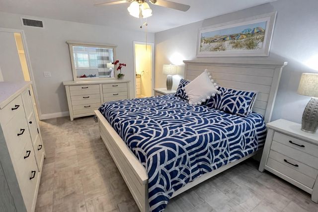 1741 SOUTHWOOD STREET 1741, Sarasota, FL 34231