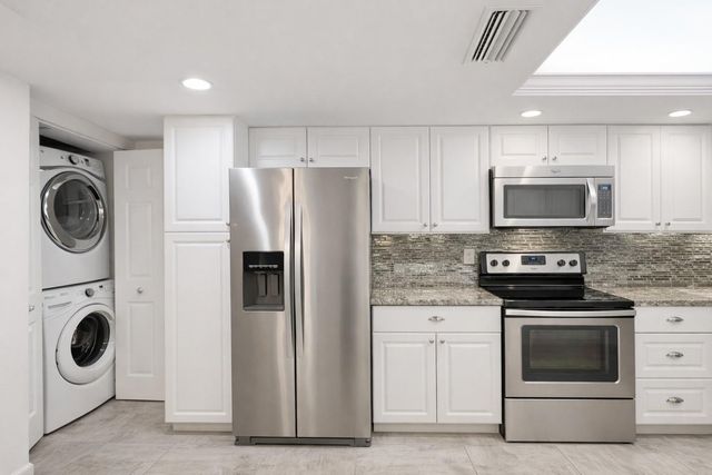 1741 SOUTHWOOD STREET 1741, Sarasota, FL 34231