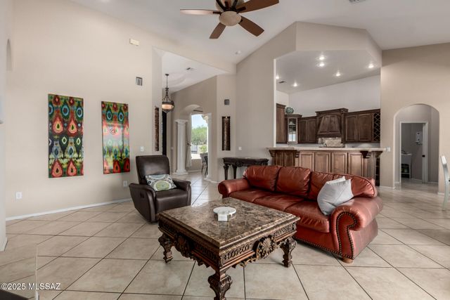 33 Camino Pesqueira, Rio Rico, AZ 85648