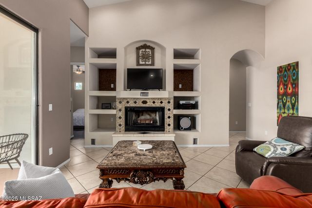 33 Camino Pesqueira, Rio Rico, AZ 85648