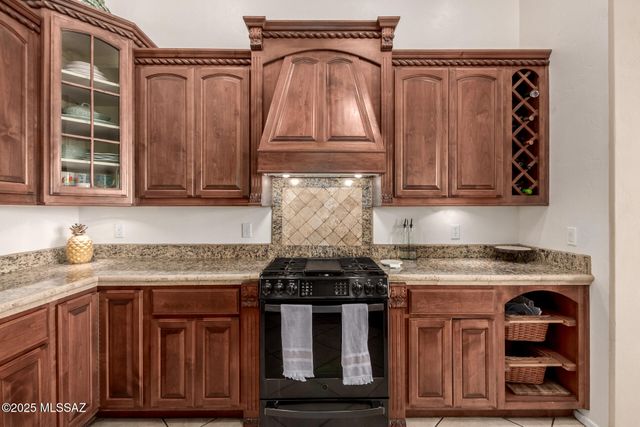 33 Camino Pesqueira, Rio Rico, AZ 85648